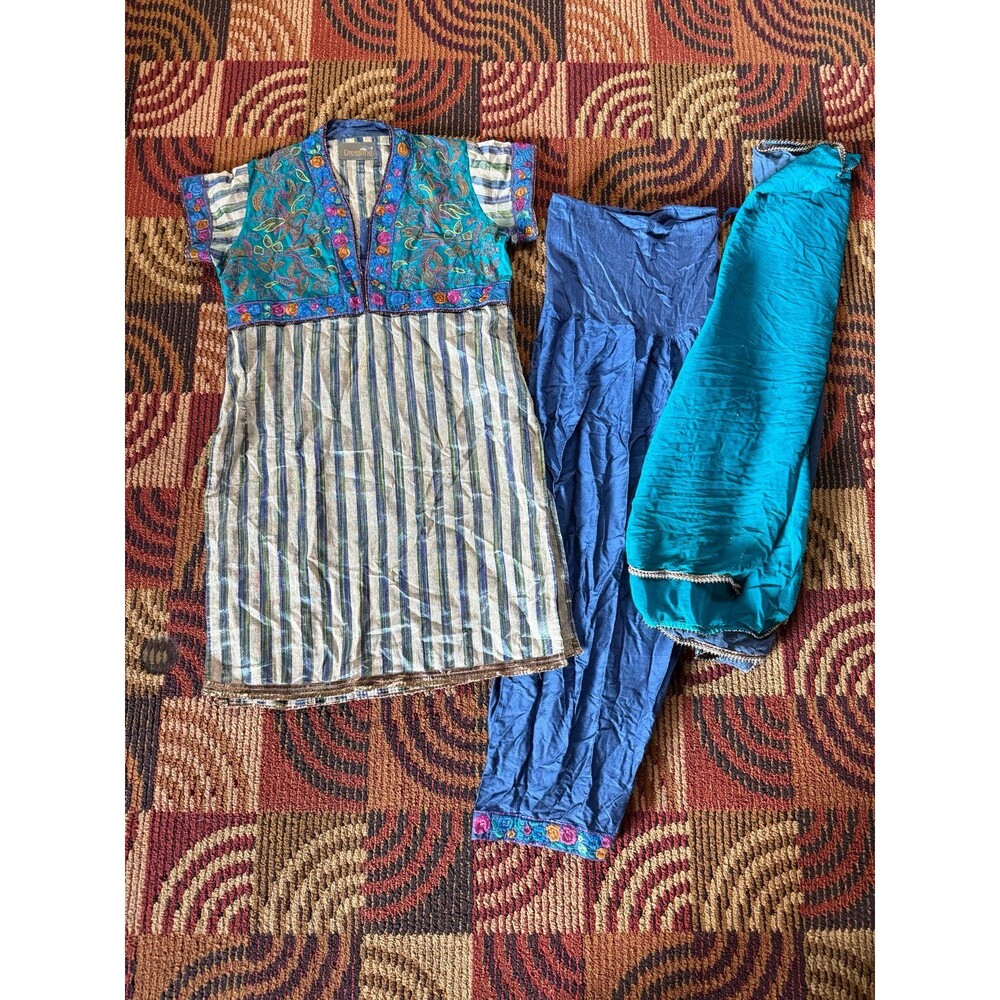 Indian dress